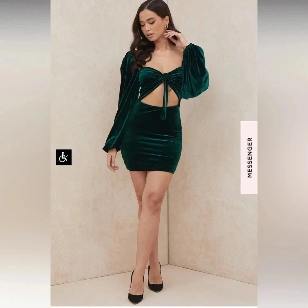 House of CB Abigail Emerald Green Velvet Mini Dress. Size XS.